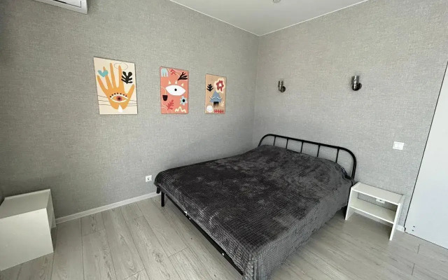 Studiya 83 Na Ulitse Gaydara 22 Flat