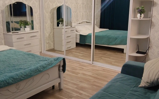 Na Borisova 38 Apartment