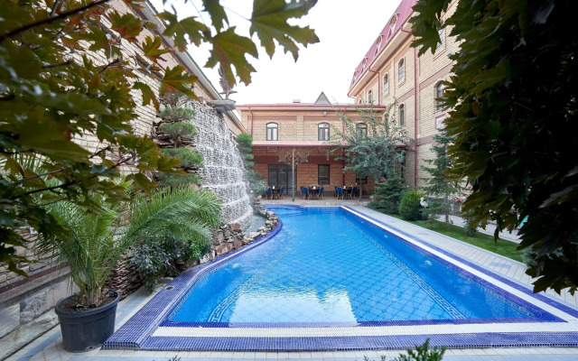 Rakat Plaza Hotel