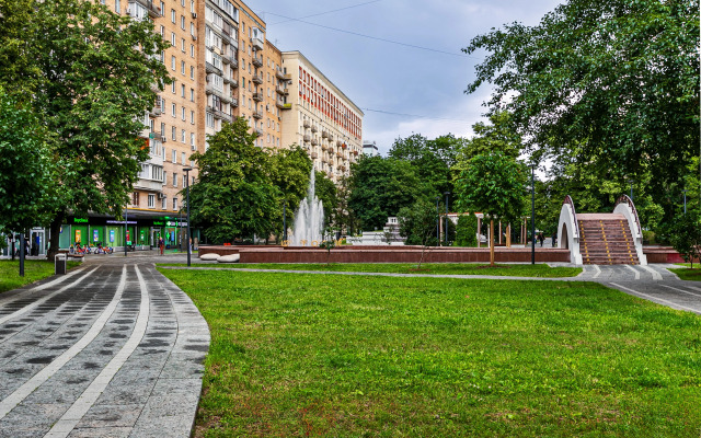 MaxRealty24 Ukrainskiy Bulvar Apartments