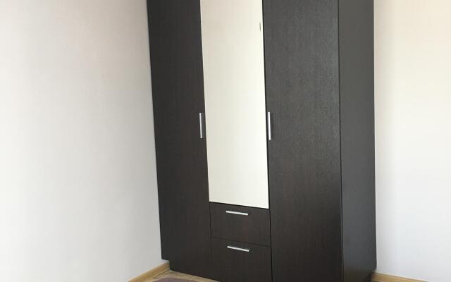 Three-Room Apartments for 5-7 People