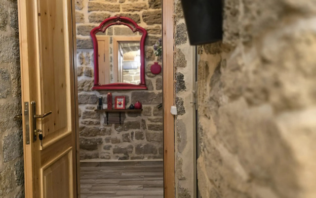 Old Rooms Hotel