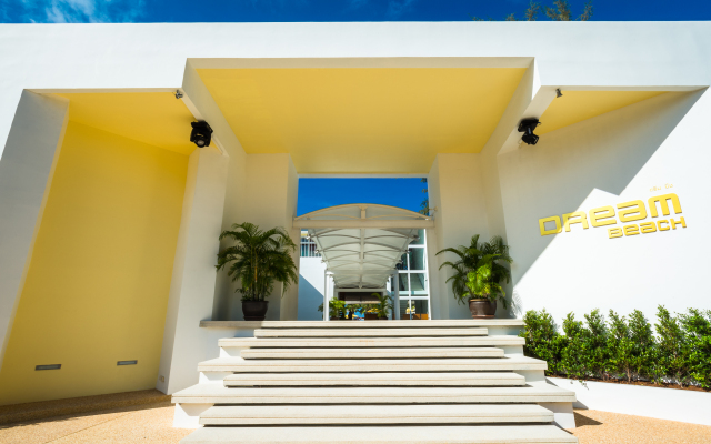 Отель Dream Phuket Hotel and Spa