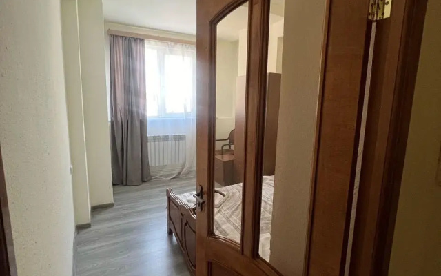 Kvartira The apartment is located on Republic Square. It has one living room and one bedroom