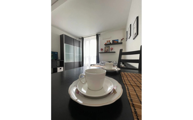 58 V Zhk Otrada Apartments