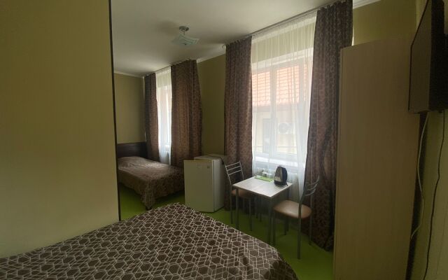MALAHIT Guest House