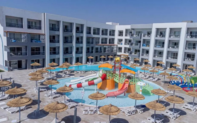 Amwaj Beach Club Abu Soma Resort