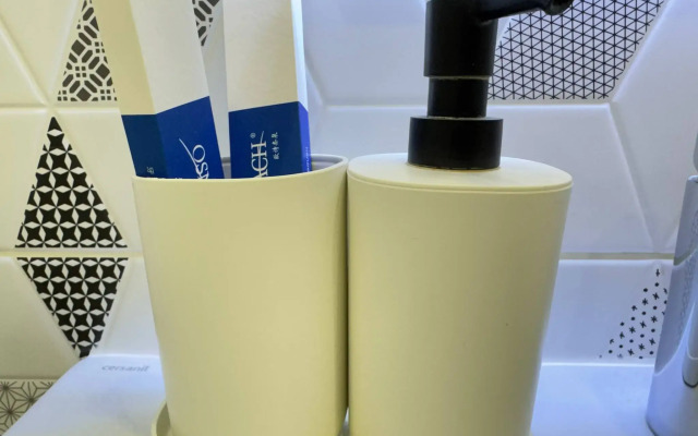 Uyutnaya Studiya v Tsentre Goroda Flat