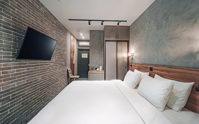 YAMLE Apart Hotel
