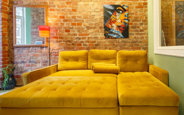 Апартаменты на Большом 13 Эркер