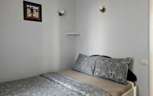 Svobodna-Komsomolskij Prospekt Flat