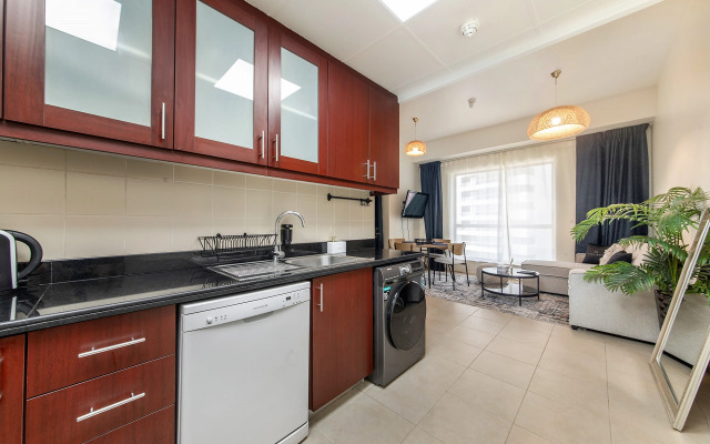 Excellent 1bdr At Bahar 6 Apartments