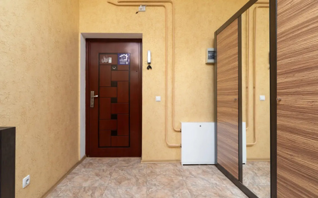 Apartments Standartnye Tutzhivut Na Kubanskoy Naberezhnoy