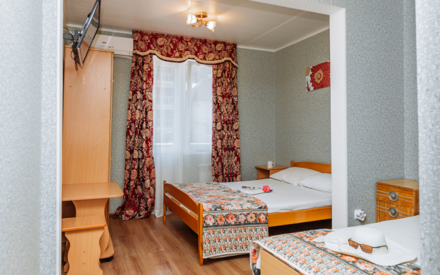 Zodiak Guest House