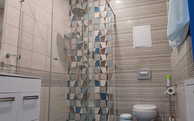 Апартаменты Афалина с зоной патио и отдельной спальной комнатой