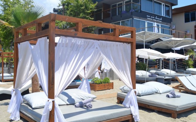 En Vie Beach Boutique Hotel - Adult Only