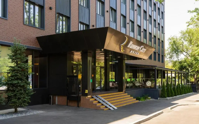 Отель Renion City