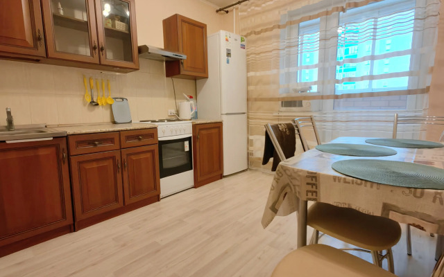 Bolshaya komfortnaya kvartira na Gorykogo Flat