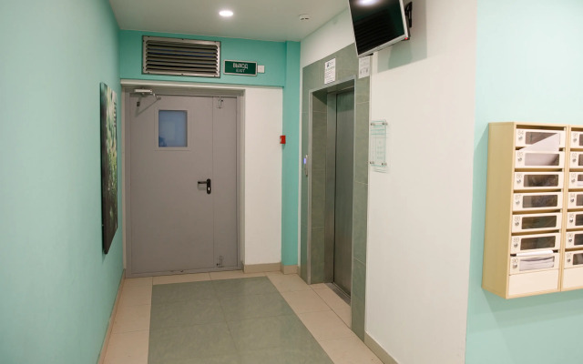V Tsentre Petrozavodska U Naberezhnoy Flat