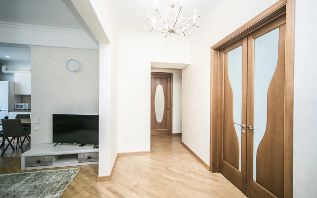 3-room on 2 International Street City Center  Apartments