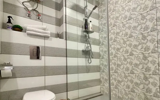 Na Ul. Ostrovskogo 75 Flat