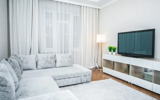 2- room on 28 Independence Avenue City Center Apartments