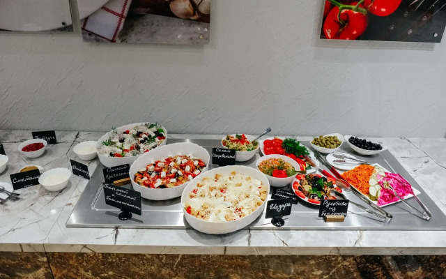 Sedymoye Nebo Hotel