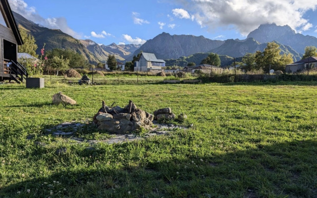 Cottage Kazbegi Chalet