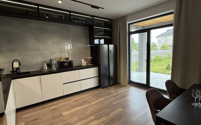 Частный Дом Семейный в Матросово