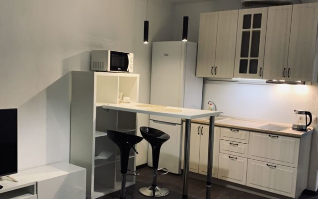 Studiya v dome komfort klassa Flat