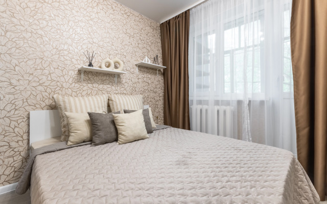 Апартаменты трехкомнатные на Космонавтов