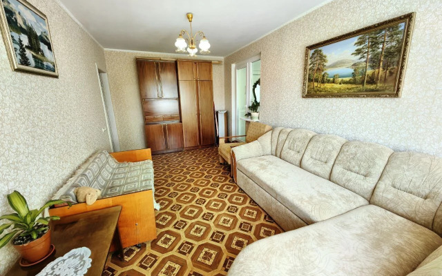 Na Ulitse Simferopolskaya 22 Flat