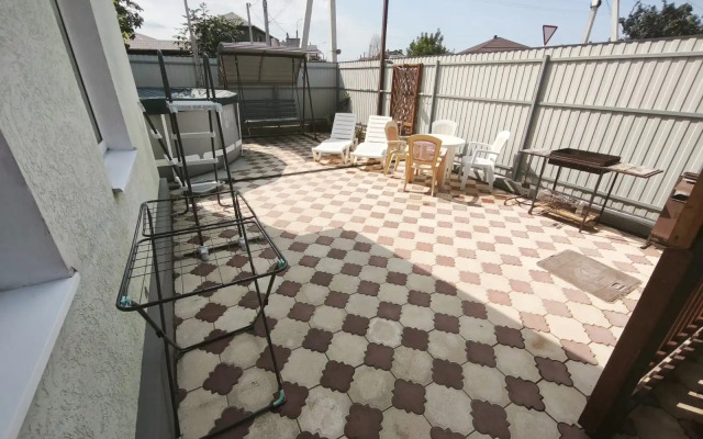Uyutny Chastny Dom Pod Klyuch Private house