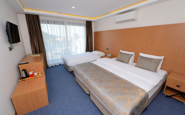 Saatli Hotel