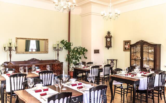 Usadba Mosolov Guest House
