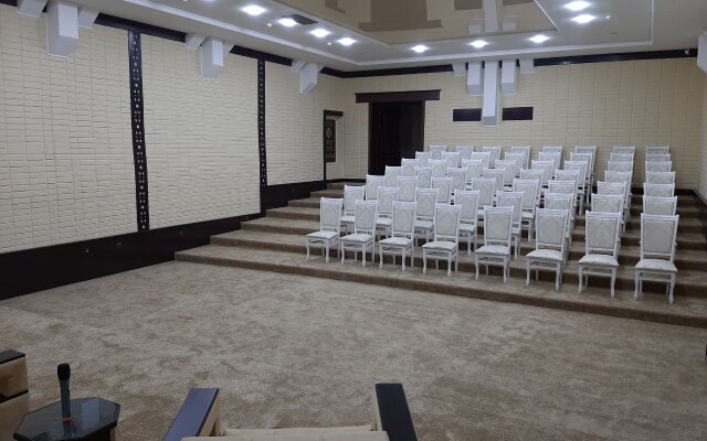 Orient Star Varahsha Hotel