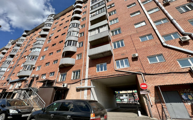YEvro 2-kom Smolina 81-168 Ulan-Ude ZhD vokzal KakDoma Flat