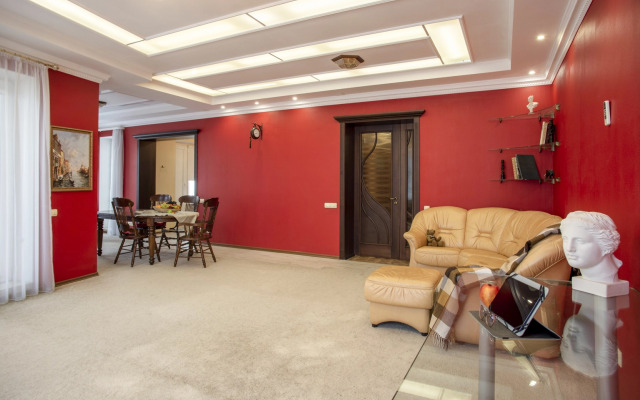 Квартира Большая у НОВАТа