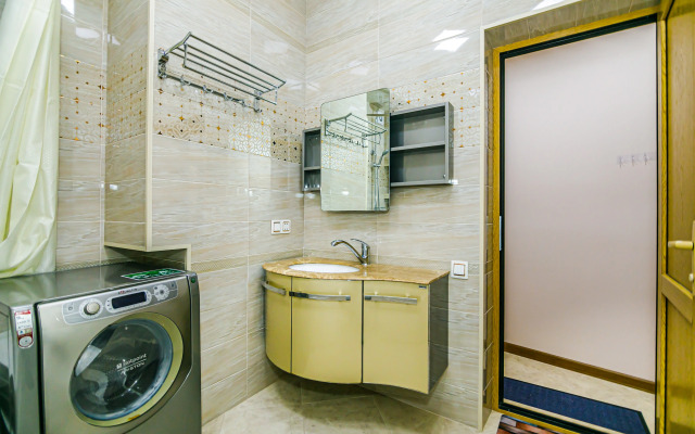 Premium at Nizami Street on Targovi Apartments