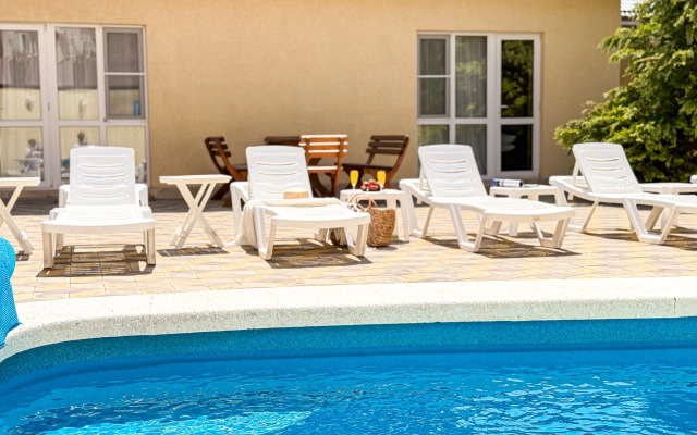 Bon Voyazh Guest house