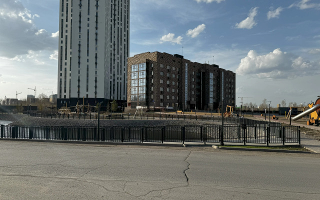 Chetyrekhmestnaya Dizaynerskaya V Tsentre Goroda Flat