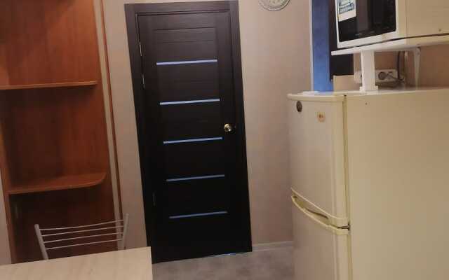 Апартаменты Изумрудная 38