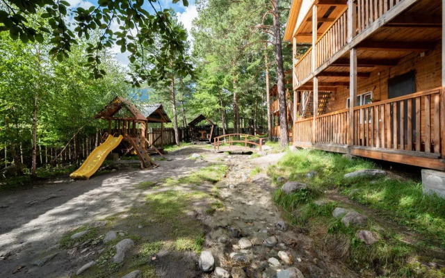 Отель Дом у реки