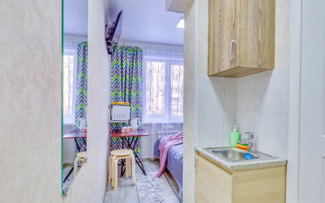 Studiya na Rozybakieva - Utepova Flat