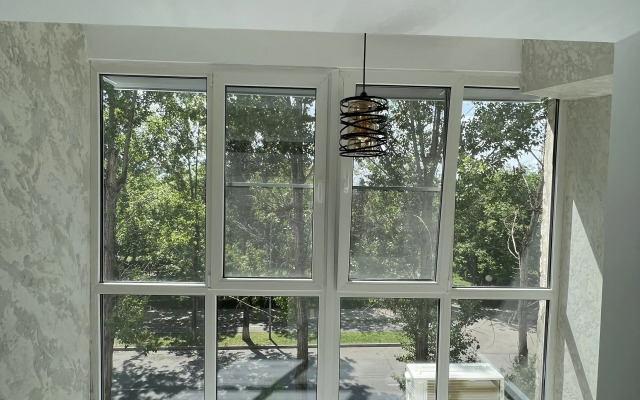 Uyutnaya Dvukhkomnatnaya Flat