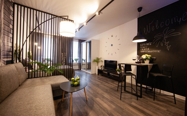 Апартаменты iRon Cat у Сенной Площади