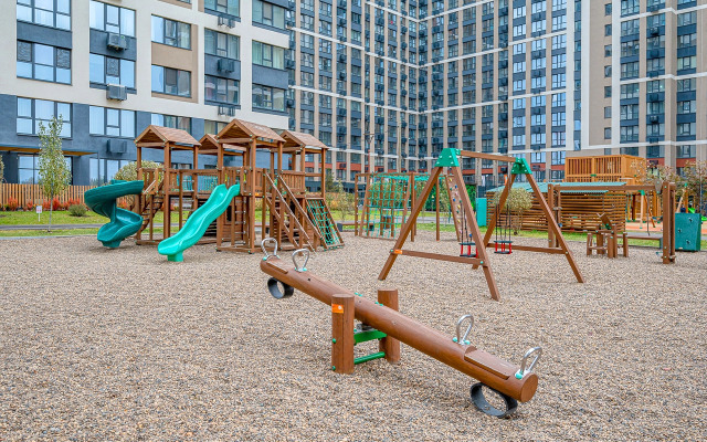 Апартаменты 2 Космонавтов 108Е