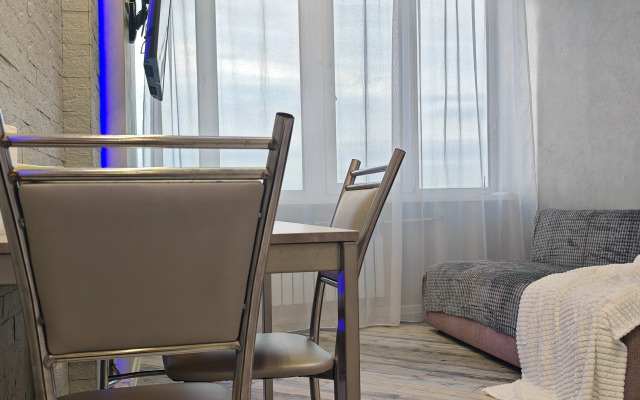 Квартира с Видом на Реку