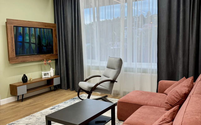 Частный дом Family House №1