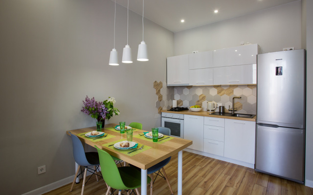 Апартаменты Аврора с видом на лес и озеро